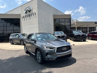 New 2025 INFINITI QX50 Luxe image 1