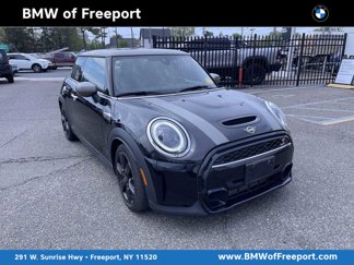 Used 2022 MINI Cooper S w/ Premium Package image 1