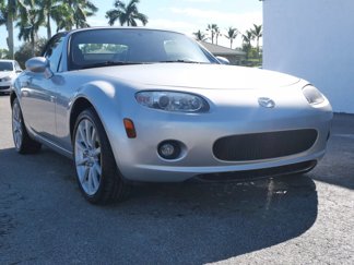 Used 2006 MAZDA MX-5 Miata Grand Touring w/ Premium Pkg image 1