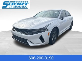 Used 2022 Kia K5 LXS image 1