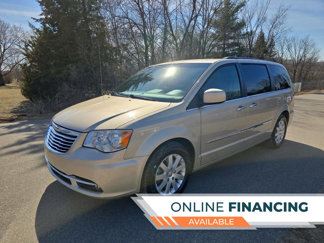 Used 2016 Chrysler Town & Country Touring w/ Driver Convenience Group image 1