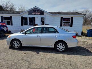 Used 2011 Toyota Corolla LE image 1