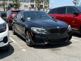 Used 2015 BMW M235i Coupe image 1
