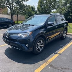 Used 2018 Toyota RAV4 XLE image 1
