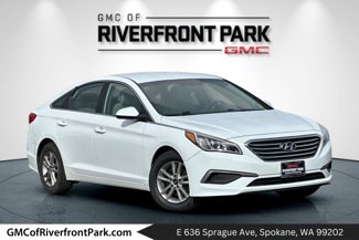 Used 2017 Hyundai Sonata SE image 1