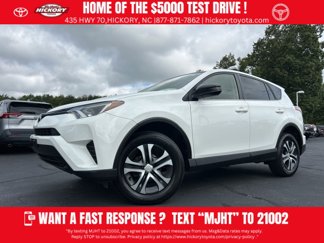 Used 2018 Toyota RAV4 LE video 1