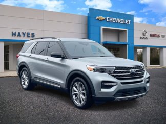 Used 2020 Ford Explorer XLT w/ Equipment Group 202A image 1