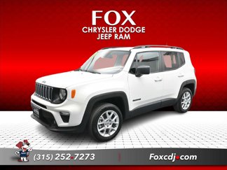 Used 2022 Jeep Renegade Latitude w/ Convenience Group image 1