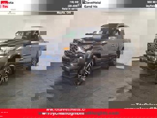 Used 2023 Toyota Tacoma TRD Sport image 1
