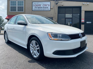 Used 2011 Volkswagen Jetta SE image 1