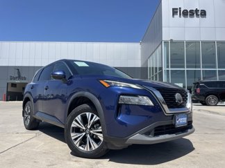 Certified 2021 Nissan Rogue SV image 1
