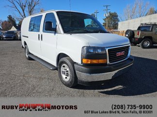 Used 2017 GMC Savana 2500 image 1