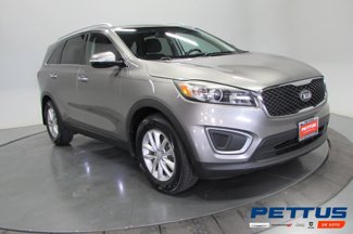 Used 2016 Kia Sorento LX w/ LX Convenience Package image 1