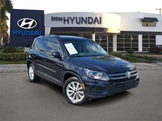 Used 2018 Volkswagen Tiguan Limited w/ Premium Package image 1