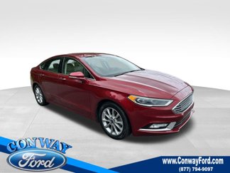 Used 2017 Ford Fusion SE w/ Fusion SE Technology Package image 1
