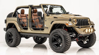 Used 2025 Jeep Wrangler Unlimited Sport image 1
