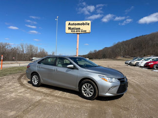 Used 2017 Toyota Camry LE image 1