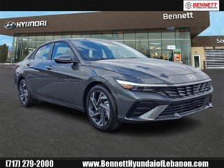 New 2025 Hyundai Elantra SEL image 1