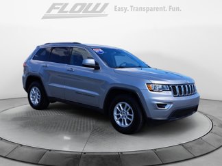 Used 2018 Jeep Grand Cherokee Laredo image 1