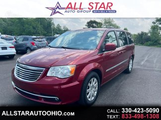 Used 2015 Chrysler Town & Country Touring image 1