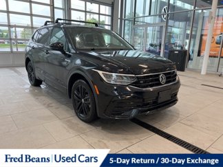 Used 2022 Volkswagen Tiguan SE R-Line image 1