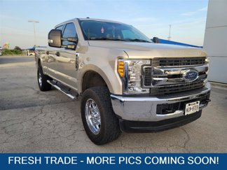 Used 2017 Ford F250 XLT image 1