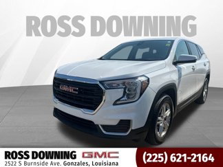 Used 2022 GMC Terrain SLE image 1