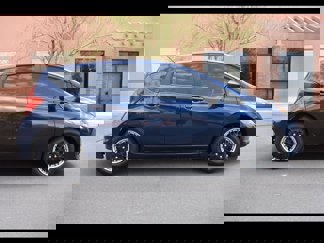 Used 2019 Nissan Versa Note SV image 1