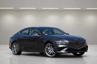 Used 2025 Genesis G70 2.5T image 1
