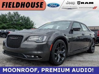 Used 2023 Chrysler 300 S image 1