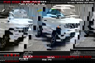 Used 2022 Jeep Grand Cherokee Limited image 1