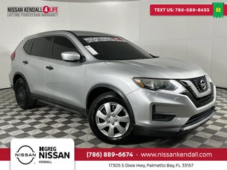 Used 2017 Nissan Rogue S image 1