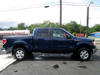 Used 2011 Ford F150 XLT image 1