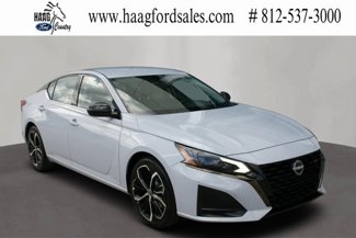 Used 2023 Nissan Altima 2.5 SR image 1