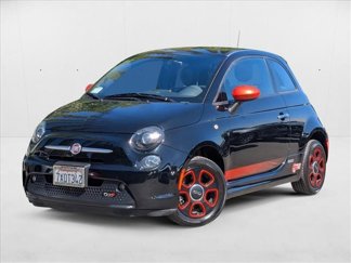 Used 2017 FIAT 500 e w/ Esport Package image 1