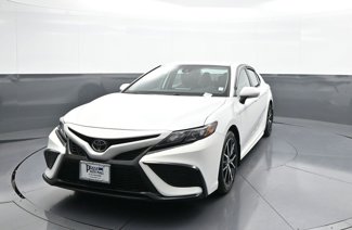 Certified 2023 Toyota Camry SE image 1