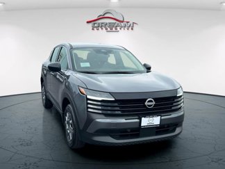 New 2025 Nissan Kicks S image 1