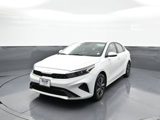 Certified 2023 Kia Forte LXS image 1