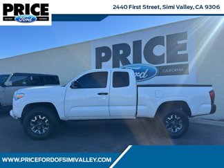 Used 2020 Toyota Tacoma SR image 1