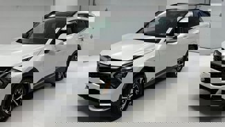 Used 2023 Kia Sportage EX w/ EX Premium Package image 1