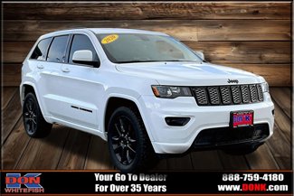 Used 2020 Jeep Grand Cherokee Altitude image 1