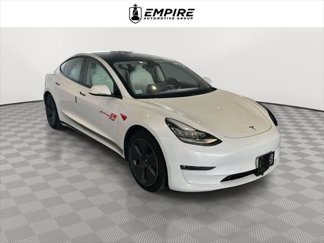 Used 2021 Tesla Model 3 Long Range image 1