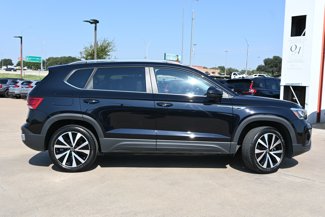 Used 2022 Volkswagen Taos SE video 2