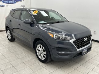 Used 2019 Hyundai Tucson SE video 1