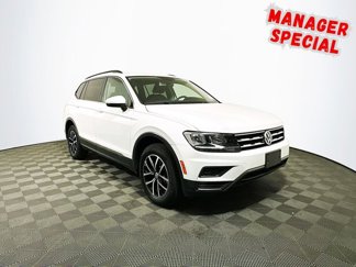 Used 2021 Volkswagen Tiguan SE image 1