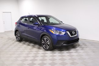 Used 2019 Nissan Kicks SV image 1