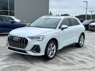 Used 2022 Audi Q3 2.0T Premium Plus w/ Premium Plus Package image 1