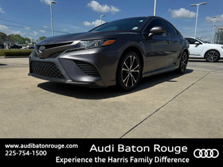 Used 2019 Toyota Camry SE image 1