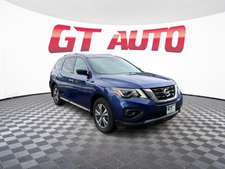 Used 2017 Nissan Pathfinder S image 1