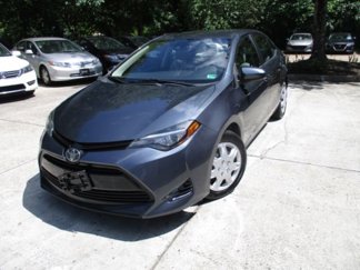 Used 2017 Toyota Corolla LE image 1